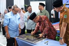 Mendikdasmen Resmikan 59 Sekolah Program Revitalisasi 2025 se-Majalengka